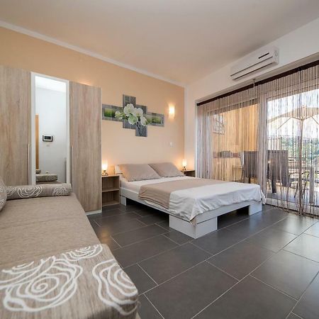 Apartment Zorica Цриквениця Екстер'єр фото