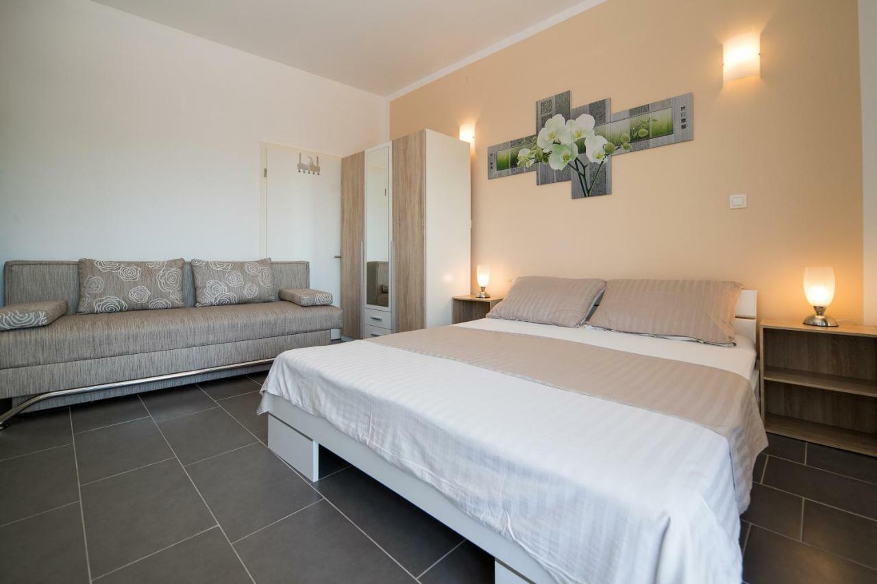 Apartment Zorica Цриквениця Екстер'єр фото