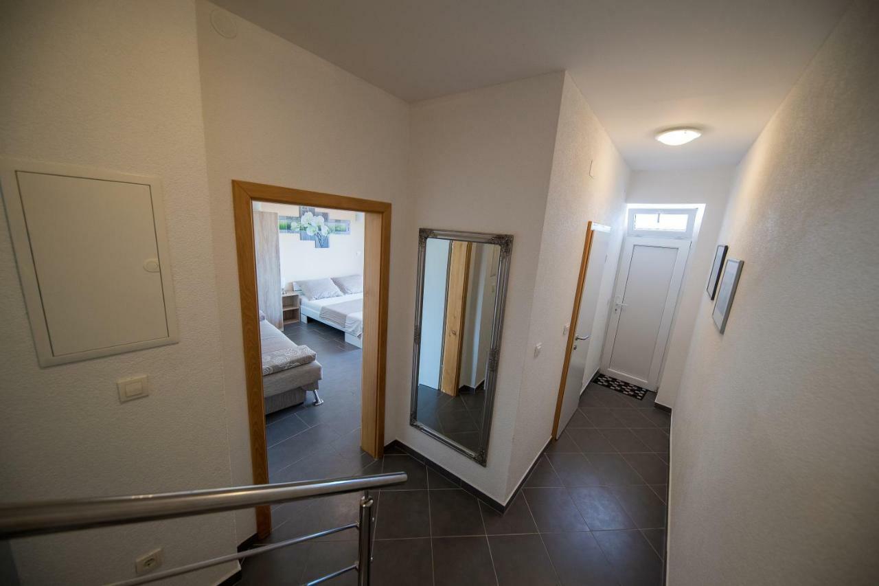 Apartment Zorica Цриквениця Екстер'єр фото