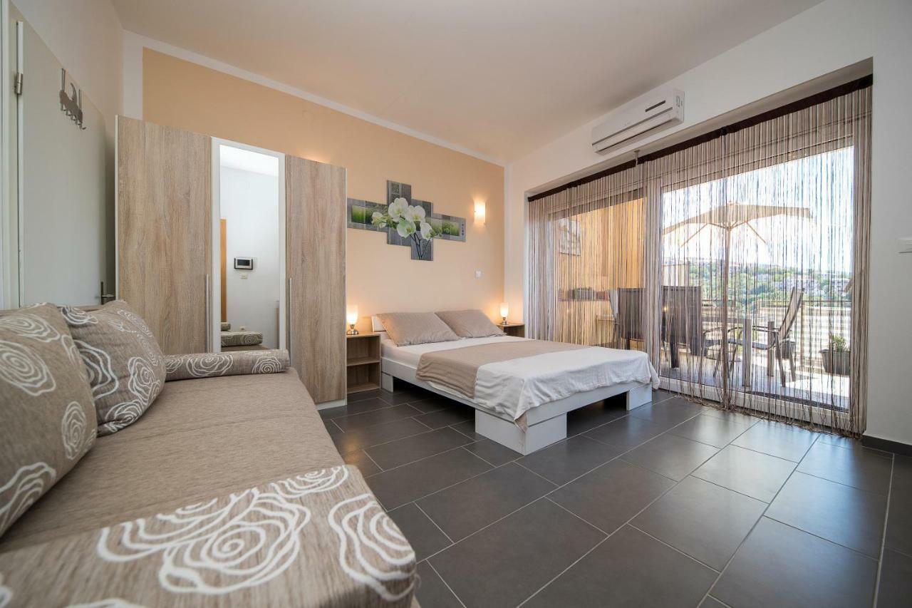 Apartment Zorica Цриквениця Екстер'єр фото